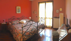  Ca' Rosa Bed & Breakfast  Малтане
